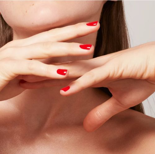 Pose de vernis semi-permanent à Waldighoffen